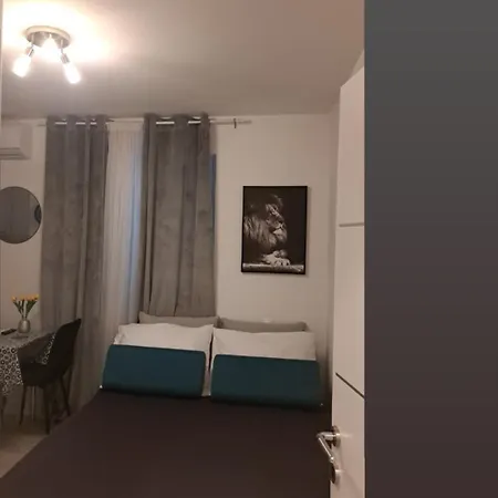 Maretico Apartment *