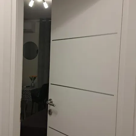 Apartment Maretico *
